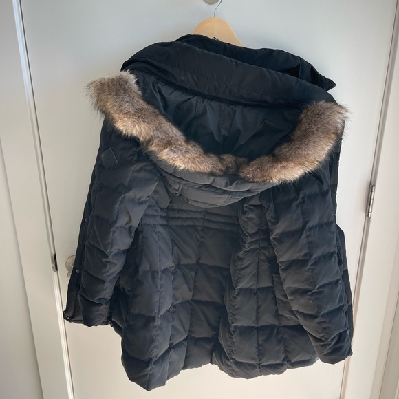 Eddie Bauer Black Quilted Puffer Parka Jacket With Fur Trim - Picture 5 of 8